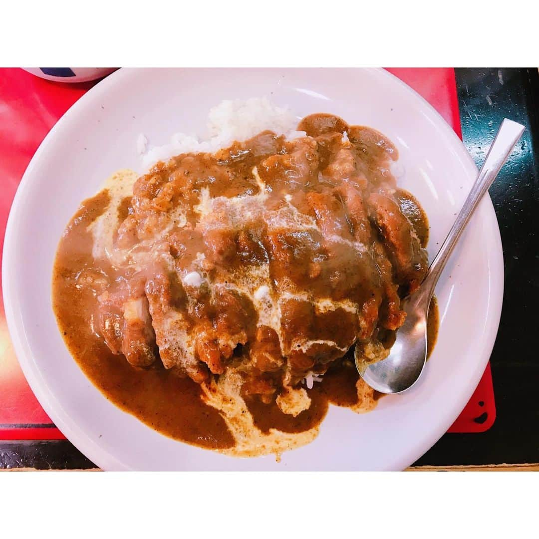 白山治輝さんのインスタグラム写真 - (白山治輝Instagram)「5月カレー部🍛 ①カレーショップ マサラ(山口) ②スパイス食堂ニッキ(大阪) ③野菜を食べるカレー Camp(大阪店) ④カレー屋パクパクもりもり(渋谷)  #brianthesun  #カレー部」5月29日 20時11分 - harukithesun