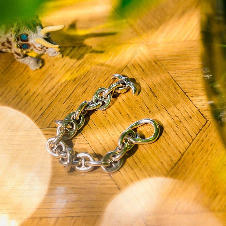 Bill Wall Leather × BEAMSさんのインスタグラム写真 - (Bill Wall Leather × BEAMSInstagram)「【New Arrival】New Boat Link × New Boat Link Chain Bracelet / *Exclusive item.」5月29日 20時13分 - billwallleather_beams