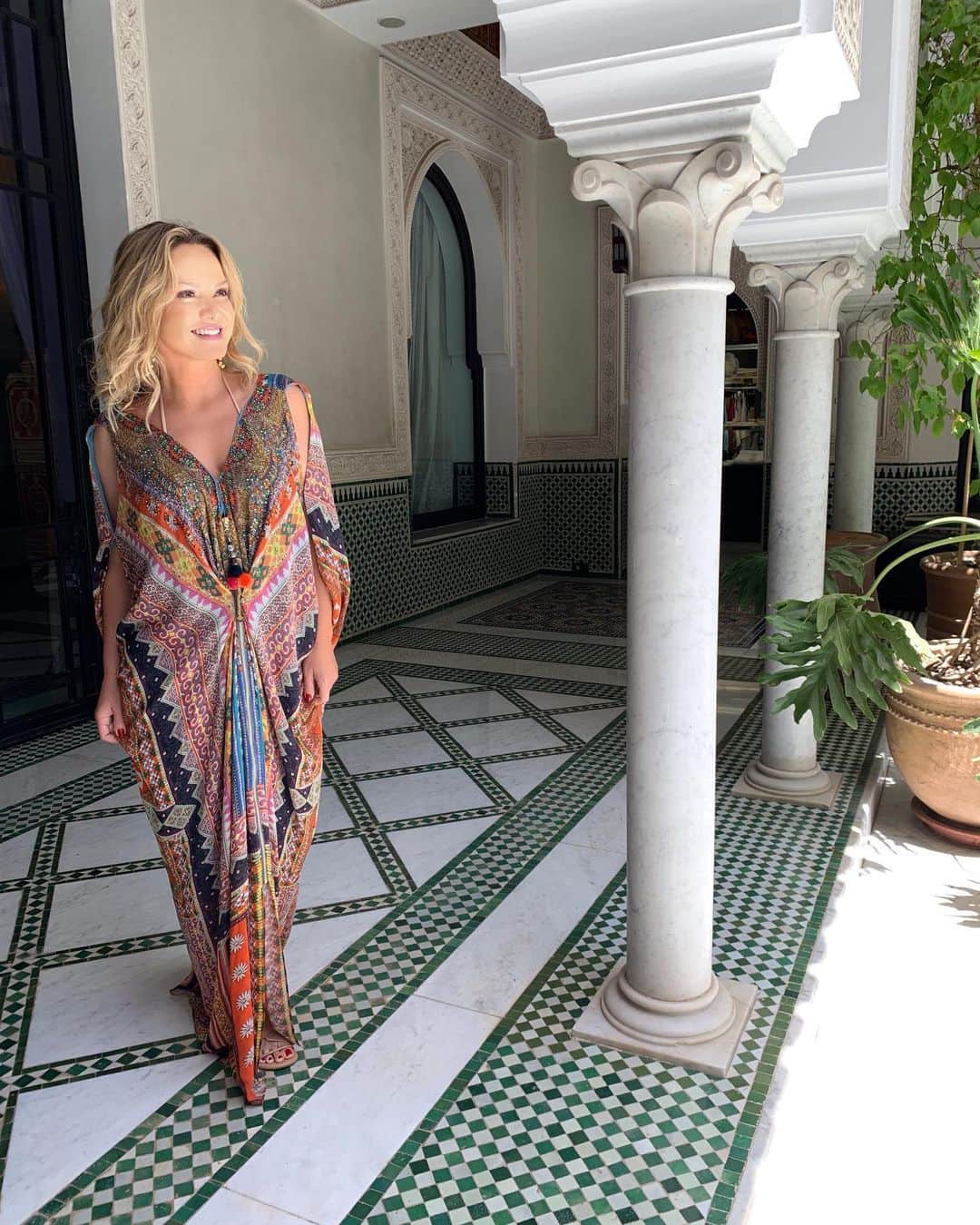 Eliana Michaelichin Bezerraのインスタグラム：「Bom dia meus amores... tenho tantas novidades pra contar pra vcs. @lamamouniamarrakech @moroccoimperial 🇲🇦」