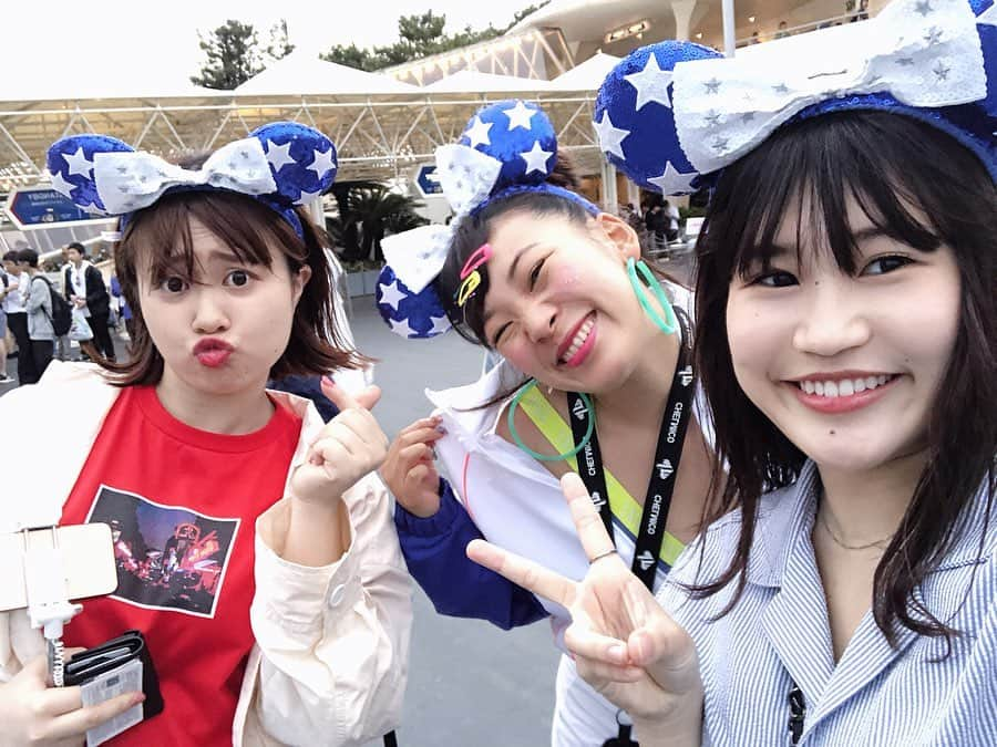 大関れいかさんのインスタグラム写真 - (大関れいかInstagram)「. ばか楽しかった🐭🏰 まぁこのメンツで楽しくないわけはないけど。 何で笑ったか忘れたけど なんかめっちゃ笑ったし あー元気出たありがとう！🤩🌈 #東京ディズニーシーランド#陰キャと陽キャ #tokyodisneyland#disney#friends」5月29日 21時06分 - _reikaoozeki