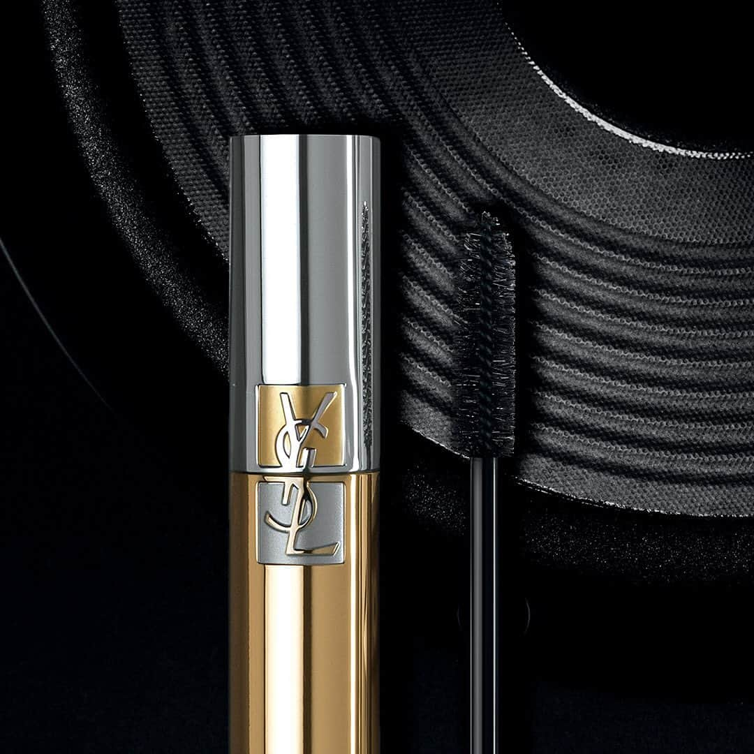 Yves Saint Laurent Beautyさんのインスタグラム写真 - (Yves Saint Laurent BeautyInstagram)「What’s the effect you ask? Desirable. Modern. Dramatic MASCARA VOLUME EFFET FAUX CILS  in N°1 NOIR HAUTE DENSITÉ #yslbeauty #mvefc #raisethevolume」5月29日 21時15分 - yslbeauty