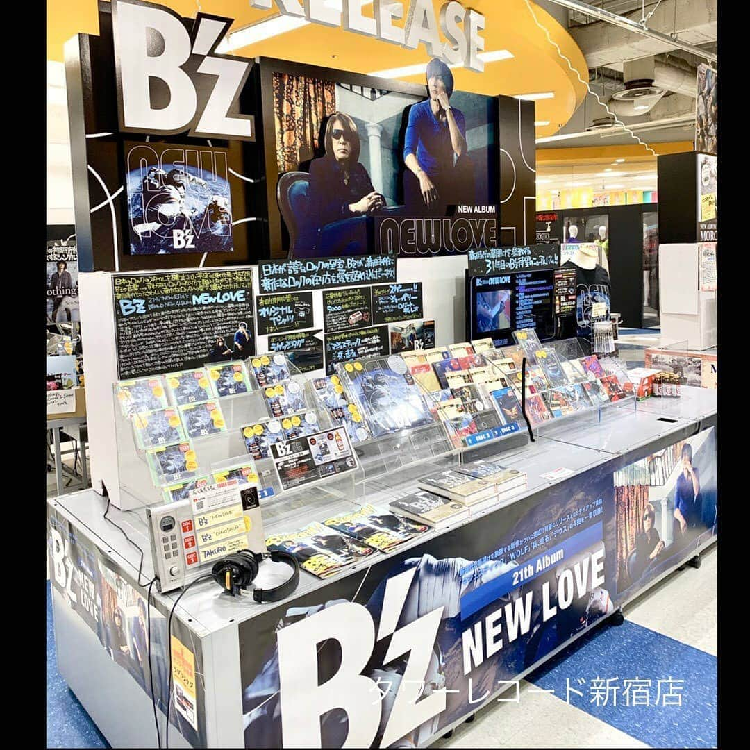 B’zさんのインスタグラム写真 - (B’zInstagram)「B’z ALBUM 『NEW LOVE』 RELEASE!! #Bz #Newlove」5月29日 13時36分 - bz_official_insta