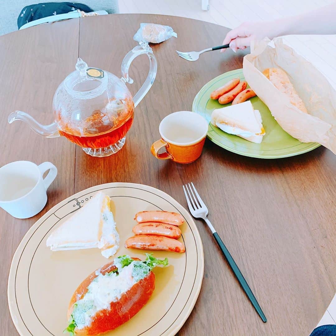 小島瑠璃子さんのインスタグラム写真 - (小島瑠璃子Instagram)「🍽 ブランチ🥖」5月29日 13時54分 - ruriko_kojima