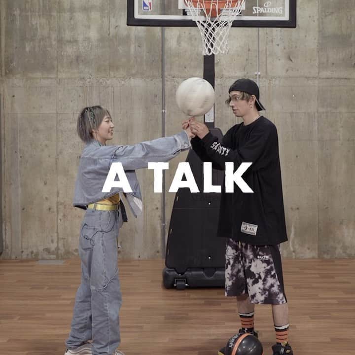 lute / ルーテのインスタグラム：「【A TALK #05 : あっこゴリラ x ZiNEZ】 テーマを決めずに、ただなんとなく二人が会話している様子をお届けするチルなトーク番組「A TALK」シリーズ📺  第五弾は、レペゼン地球のゴリラッパー・あっこゴリラとフリースタイルバスケットボーラー・ZiNEZ a.k.a KAMIKAZEによる「バスケの話」⛹️‍♀️ . Full verの視聴はプロフィールのURLをチェック☝ @lutemedia #ATALK #lute #lutemedia」