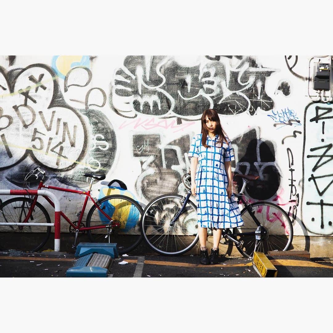 小池ジョアンナさんのインスタグラム写真 - (小池ジョアンナInstagram)「#graphic_art #photography #photoshoot #photograph #shibuya #streetart #art #ファインダー越しの私の世界  photo by @takahiro2.3」5月29日 15時38分 - joan711