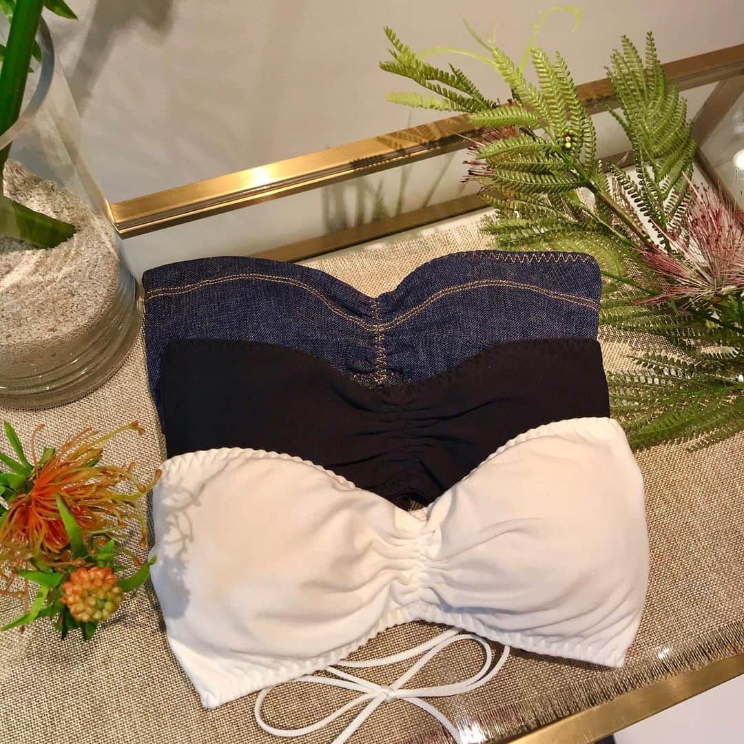 Ravijour札幌4丁目プラザ店のインスタグラム：「#ONSALE . ランジェリーとしてだけでなく、夏のトップスとしても活躍🌴🌻 . .  詳しくはblog更新したので、 そちらをチェックして下さい☺️ . . .  #RAVIJOUR #ravijourstaff #ravijoursapporo #ravijourofficial #ラヴィジュール #チューブトップ #チューブブラ #ランジェリー#サマーファッション」