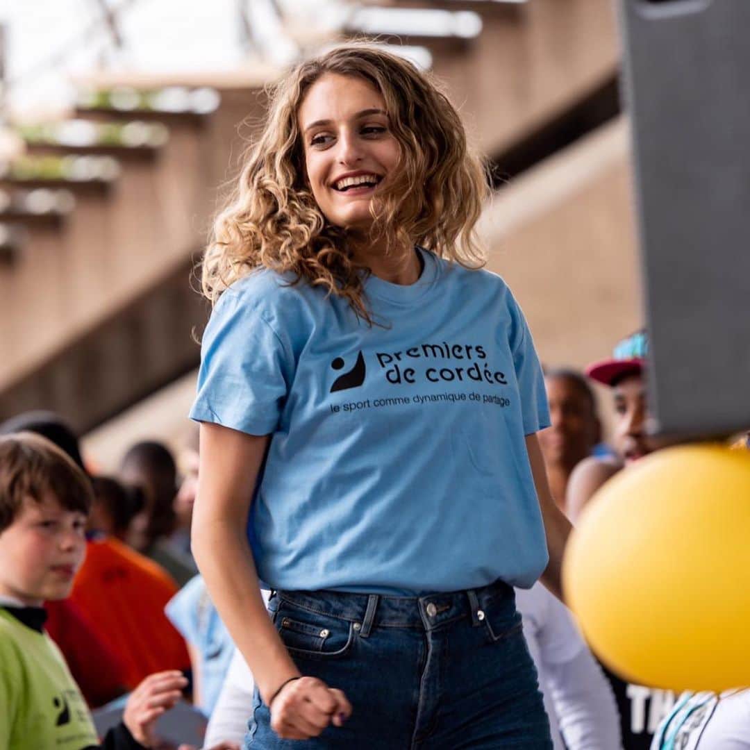 ガブリエラ・パパダキスのインスタグラム：「Souvenirs de Premiers de Cordée 💙」