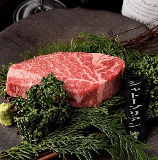備長炭焼肉ほむら 刈谷本店さんのインスタグラム写真 - (備長炭焼肉ほむら 刈谷本店Instagram)「ほむらといえば『本格手打ち蕎麦』🎶﻿ ﻿ ﻿ 以前より何度かご紹介した事があるかと思いますが。。。❗️﻿ ﻿ ﻿ これからの季節、暑い日もあれば、肌寒い日もある感じですよね。。。😅﻿ ﻿ ﻿ こんな季節だからこそ、『本格手打ち蕎麦』〰✌🏻﻿ ﻿ ﻿ まだ、デビューして、間もないですが、お客様に大変好評いただいております😄✨❗️﻿ ﻿ ﻿ 焼肉後のしめとして、贅沢な時間を過ごしてみては、いかがでしょうか❓﻿ ﻿ ﻿ 本日もご来店お待ちしております‼️﻿ ﻿ ﻿ ほむら刈谷﻿﻿﻿ 店長  加藤﻿﻿﻿ ﻿﻿﻿ ﻿﻿〜.〜.〜.〜.〜.〜.〜.〜.〜.〜.〜﻿﻿﻿﻿﻿ ﻿﻿﻿﻿﻿ □キャッシュバックキャンペーン□﻿﻿﻿ ﻿﻿﻿ 💰女性限定(男性同伴もOK)﻿﻿﻿ 💰期間限定﻿﻿﻿ 💰本日お支払い合計金額（税抜）の10％を、”次回”ご来店時にキャッシュバック﻿﻿﻿ 💰(月)〜(木)はオールタイム/（金）（土）（日）は20時30分以降でご利用可能﻿﻿﻿ 💰キャッシュバック有効期限は利用日から翌月の前日までとなります。﻿﻿﻿ ＊金額記載の証明書をお渡し致しますので次回お持ちください（紛失の場合は無効となります）﻿ ﻿ ﻿﻿﻿﻿﻿﻿﻿﻿﻿﻿﻿﻿﻿ ﻿﻿﻿﻿﻿﻿﻿﻿﻿﻿﻿﻿﻿﻿ ﻿﻿＃刈谷市 #刈谷 #刈谷駅 #刈谷カフェ #いただきます ﻿﻿﻿﻿ #安城市 #安城 #安城カフェ #安城カフェ ﻿﻿﻿﻿ #夜ごはん ﻿﻿ #ママ  #お誕生日会 #ランチ部 #豪華ディナー #豪華な個室 #焼肉コース #焼肉キング #もう一度食べたい﻿﻿﻿﻿﻿﻿﻿﻿﻿﻿﻿﻿﻿﻿﻿﻿﻿﻿﻿﻿﻿﻿﻿﻿﻿﻿﻿﻿﻿ #めちゃうまかった﻿﻿﻿﻿﻿﻿﻿﻿﻿﻿﻿﻿﻿﻿﻿﻿ #グルメ部#焼肉巡り #デート #焼肉デート ﻿﻿﻿﻿﻿﻿﻿﻿﻿﻿﻿﻿﻿﻿﻿﻿﻿﻿﻿﻿﻿﻿﻿﻿﻿﻿﻿﻿﻿ #グルメ女子﻿﻿﻿﻿﻿﻿﻿﻿﻿﻿﻿﻿﻿﻿﻿﻿﻿﻿﻿﻿﻿﻿﻿﻿﻿﻿﻿﻿﻿﻿ #おすすめのお店﻿﻿﻿﻿﻿﻿﻿﻿﻿﻿﻿﻿﻿﻿﻿﻿ #うますぎる﻿﻿﻿﻿﻿﻿﻿﻿﻿﻿﻿﻿﻿﻿﻿﻿﻿﻿﻿﻿﻿﻿﻿﻿﻿﻿﻿ #美味しすぎる﻿﻿﻿﻿﻿﻿ #焼肉 ﻿﻿﻿﻿﻿」5月29日 16時46分 - homura_kariya