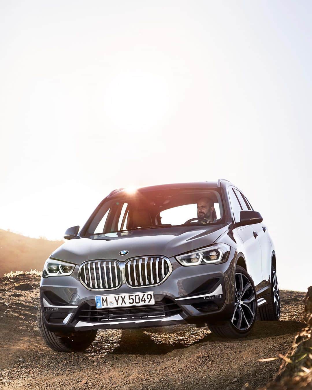 BMWさんのインスタグラム写真 - (BMWInstagram)「Bold and expressive in all ways. The new BMW X1.  #BMW #X1」5月29日 17時00分 - bmw