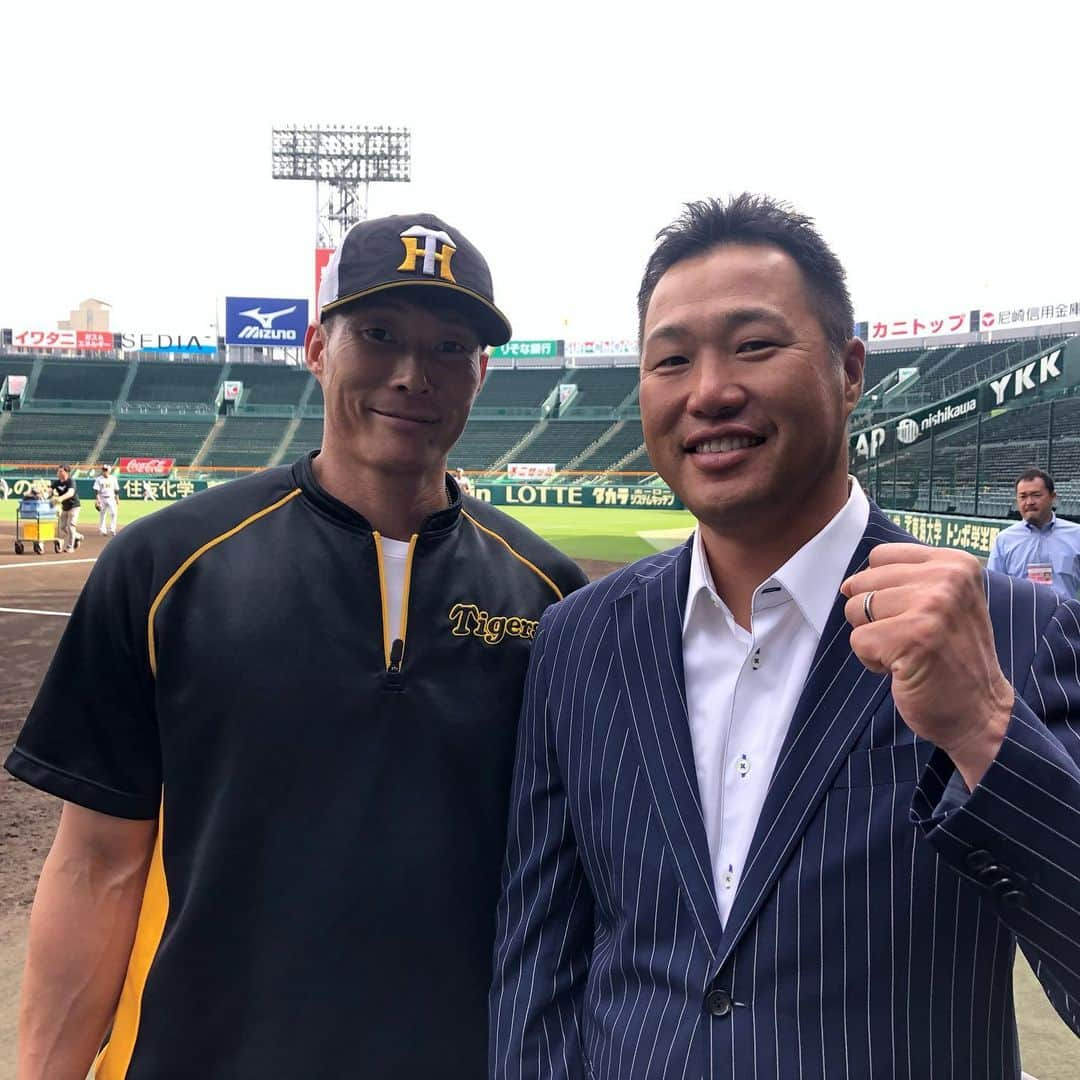 関本賢太郎さんのインスタグラム写真 - (関本賢太郎Instagram)「次は糸井選手🐯🐯🐯 やはりデカイ😤 ✴︎ #糸井嘉男 選手  #関本賢太郎 #阪神タイガース #タイガース #阪神」5月29日 17時47分 - sekimoto_kentaro