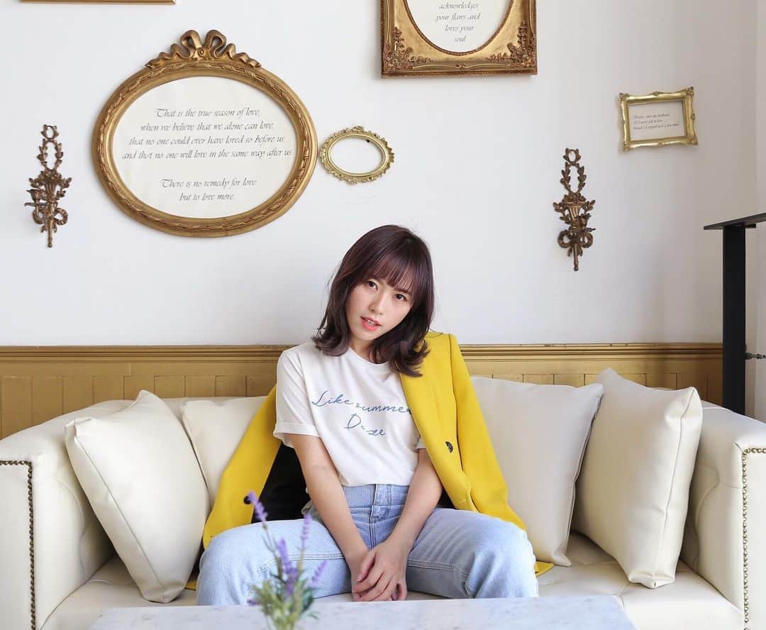 Miss Hunnyのインスタグラム：「說真的，看不太習慣(´･_･`)」