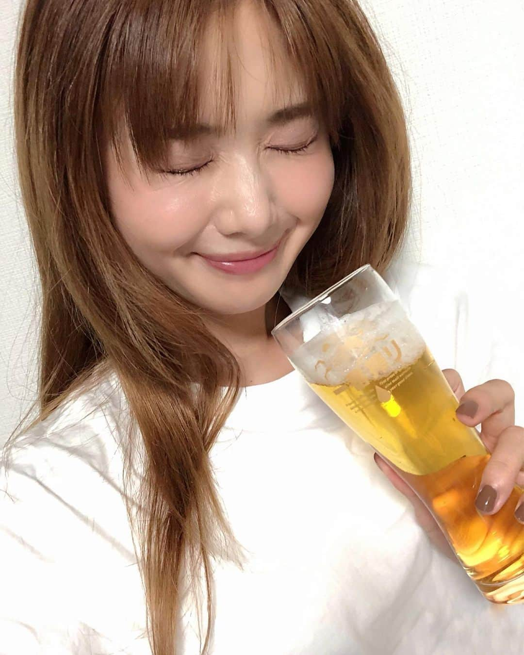 一木美里さんのインスタグラム写真 - (一木美里Instagram)「my favorite beer🍺(˃̵ᴗ˂̵)✨ 先日イベントに参加させていただいたた新しい一番搾りの新CMがスタート💕とってもおいしかったのを思い出してお仕事後におうちで乾杯🍻💕 _ _ #新おいしい#一番搾り#PR #Beer #relax #ビール #おうちごはん#乾杯 #맥주 #ビール女子 #おいしい #tokyo」5月29日 17時52分 - misato_ichiki