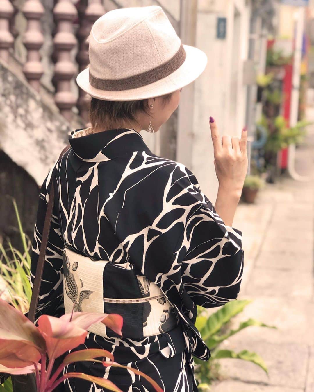 be-o編集部のインスタグラム：「こんにちは！ 本日5月29日は呉服の日ということで、6月号に掲載した「呉服の日」フォトラリーに参加！ ちょっと変わった３箇所で撮影しました！ #2019呉服の日 #呉服 #呉服の日 #着物 #着物コーディネート #着物ヘア #着物ヘアアレンジ #ファッション #沖縄 #okinawa #kimono #gofuku」