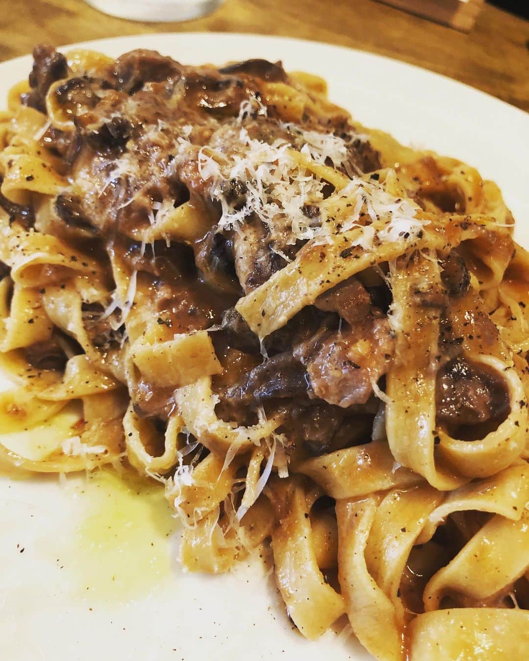 大根仁のインスタグラム：「今日のランチ。例のパスタ屋。天才の仕事。」