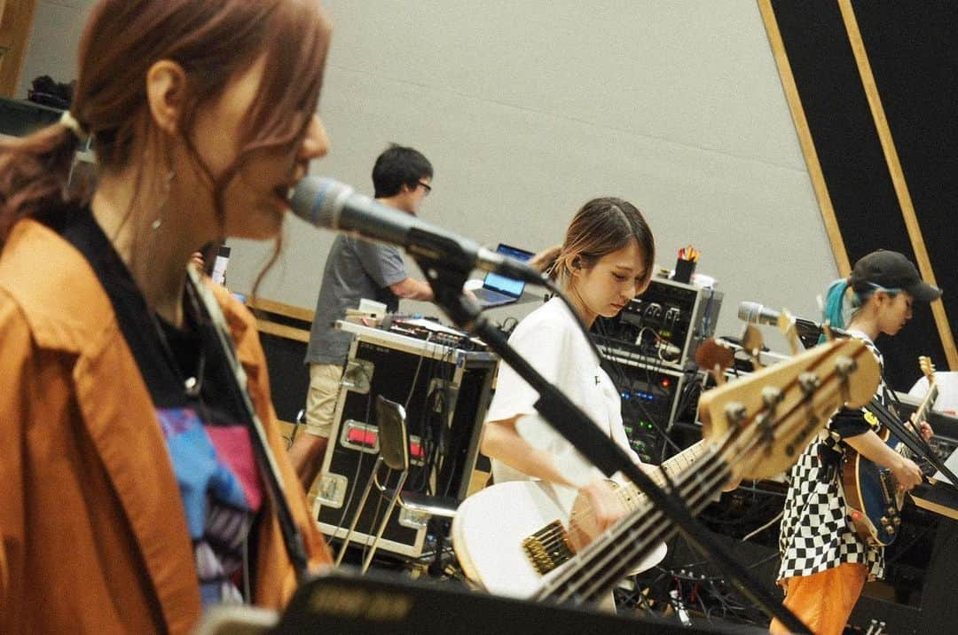 SCANDALさんのインスタグラム写真 - (SCANDALInstagram)「#scandal #scandal_fsm」5月29日 18時46分 - scandal_band_official