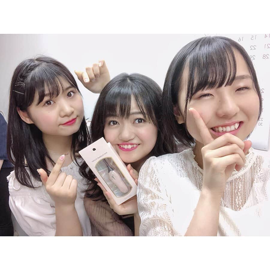 吉川茉優さんのインスタグラム写真 - (吉川茉優Instagram)「生誕イベント観に来てくれたの(*∩ω∩)mayu.♡ ＊ ＊ ＊ #5月28日 #birthday #birthdaypresent #生誕祭 #ハロショ #観に来てくれた #サプライズ登場 #ビックリ #嬉しい #素敵なプレゼントも #本当にありがとう #大好きな仲間 #アプガ2 #アプガプロレス #instagood #instalike」5月29日 19時02分 - mayu_yoshikawa_uug2ki