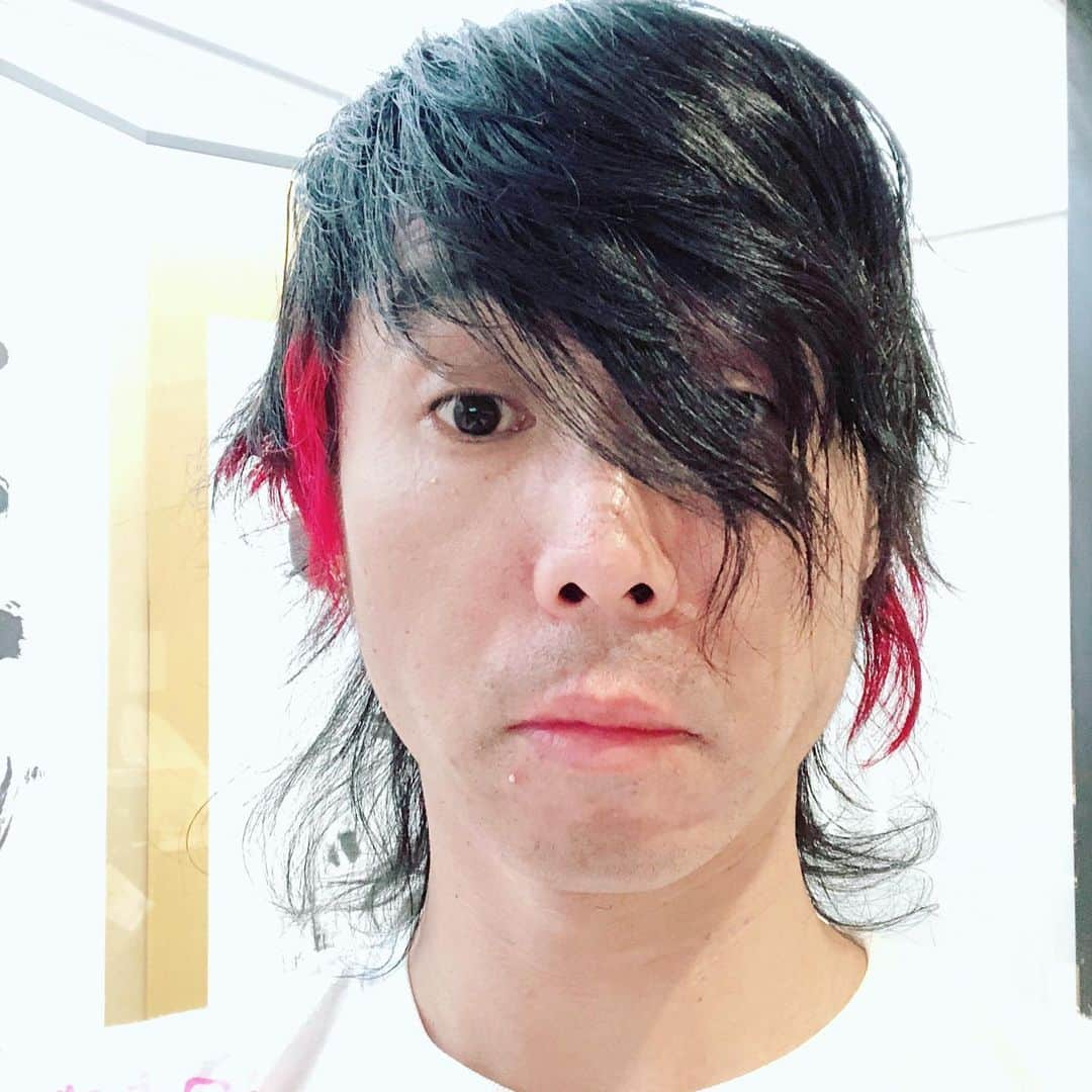 難波章浩さんのインスタグラム写真 - (難波章浩Instagram)「ニューヘア🙂」5月29日 19時15分 - akihironamba