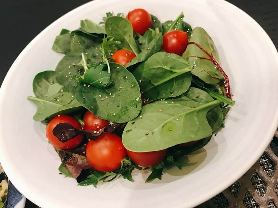 東野佑美さんのインスタグラム写真 - (東野佑美Instagram)「お家ごはん👩🏻‍🍳 . 久しぶりにジム頑張ったからね、くいしんぼうな日😂💪 . . #これね、ほんとに一人分だよ🐽笑  #知ってる人は知っている #大食漢女子 #食べたら動く #それが大事 #バランスも大事 #おうちごはん #おうちごはんlover #自炊 #地味飯 #ゆんの飯 #筋トレ女子 #ボディメイクレシピ  #東野佑美」5月29日 19時13分 - yumi.higashino