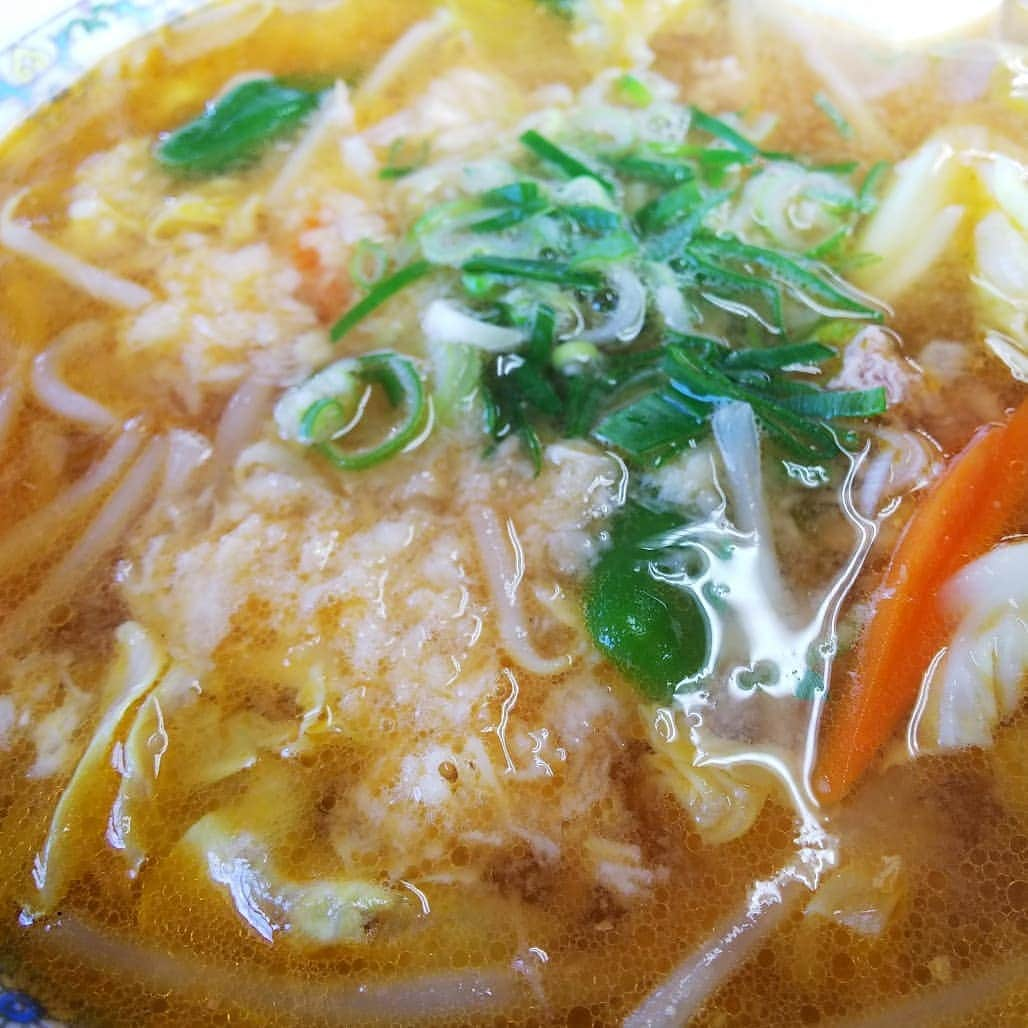 みながわゆみさんのインスタグラム写真 - (みながわゆみInstagram)「#ラーメン #味噌ラーメン #スタミナラーメン #にんにく #にんにくたっぷり #米沢ラーメン #おいしい #福原屋 #野菜たっぷり #ラーメン大好き」5月29日 19時34分 - nama.09.19