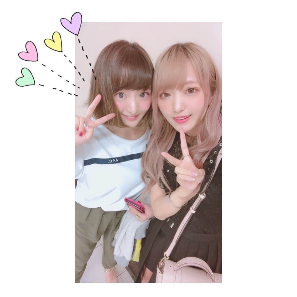 東なつ紀のインスタグラム：「なおとおでーと❤︎ #トリュフ塩 笑笑 #秋葉 #僕と猫。 #らぶ」