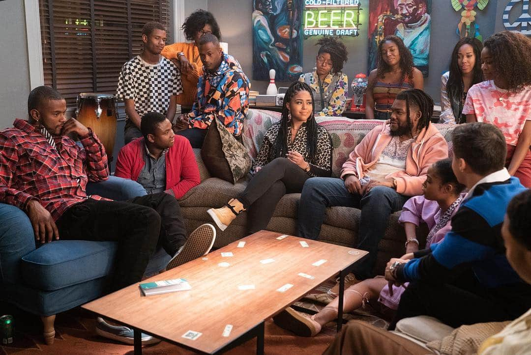 ジョーディン・ウッズさんのインスタグラム写真 - (ジョーディン・ウッズInstagram)「I’ve been waiting to share this with you guys but I am SO excited to guest star on this season of #grownish 🥰 it returns June 5th on @freeform ✨ This was the first role I’ve ever booked and I was nervous at first but I got past that and had the best time🙏🏽 take risks and stay consistent to your journey, you never know what the world has to offer✨」5月30日 5時57分 - jordynwoods