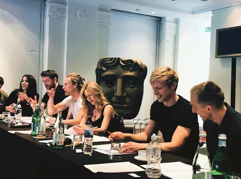 キャサリン・マクナマラさんのインスタグラム写真 - (キャサリン・マクナマラInstagram)「Quick stop in London for a reading @BAFTA with @willtudor1 @mattnalton and a few other brilliant folks! Thanks you @trishaward7270 for having me! #twowolves #FrancesBarber」5月30日 6時14分 - kat.mcnamara