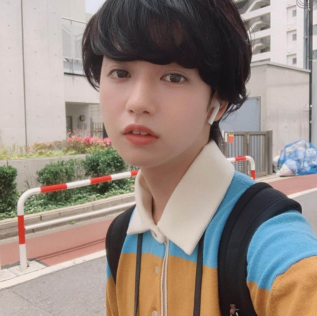 ゆうたろうさんのインスタグラム写真 - (ゆうたろうInstagram)「やっほ、ひさしぶり。﻿ ﻿ 実はね、あと5日とかで21歳の誕生日を迎えようとしてます。少し寂しい気持ちにもなったり思いきり20代を楽しもうとしてわくわくしたり、どんな21歳を過ごせるんだろうとどきどきしたり。まぁ残り少ない20歳を楽しみたい。みんなの事も知りたいから1日の出来事とか嬉しかった事楽しかった事沢山コメントで教えてね、全部見てる。﻿ ﻿ あ、あとね。﻿ 原宿店大阪店名古屋店で誕生日出勤もするのでよかったら来てね、お洋服選ばせてください。詳しくはストーリーに。じゃあまた☺️」5月29日 21時46分 - aaaoe__