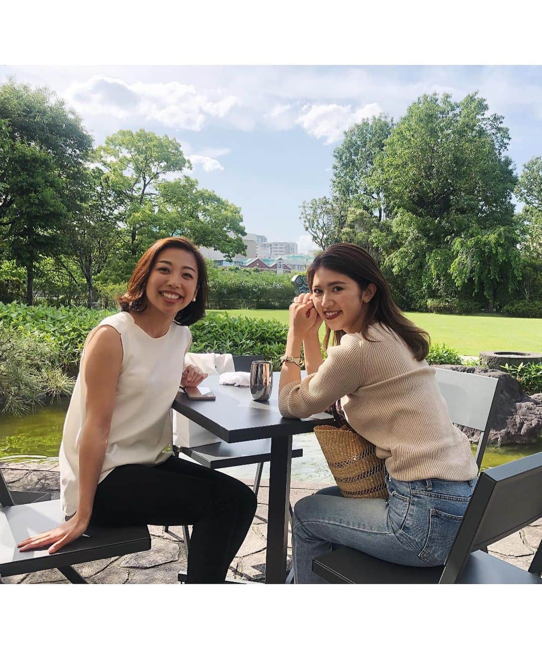 藤原菜摘さんのインスタグラム写真 - (藤原菜摘Instagram)「久しぶりにまゆかとlunch🧡 . いつのまにかさらっとお会計してくれてて、 お誕生日祝いに！ってご馳走になっちゃった🥺🥂 . 年下やのにしっかりしてて賢いから話してても楽しいし どっちがお姉さんなのかわかりません😹 だからこそ仲いいのかも。笑 . #thegardenoriental #tgoo #京橋ランチ #数少ない年下の友達 #多分私妹キャラなんやわ #最近自覚してきた」5月29日 21時59分 - natsumi_fujiwara