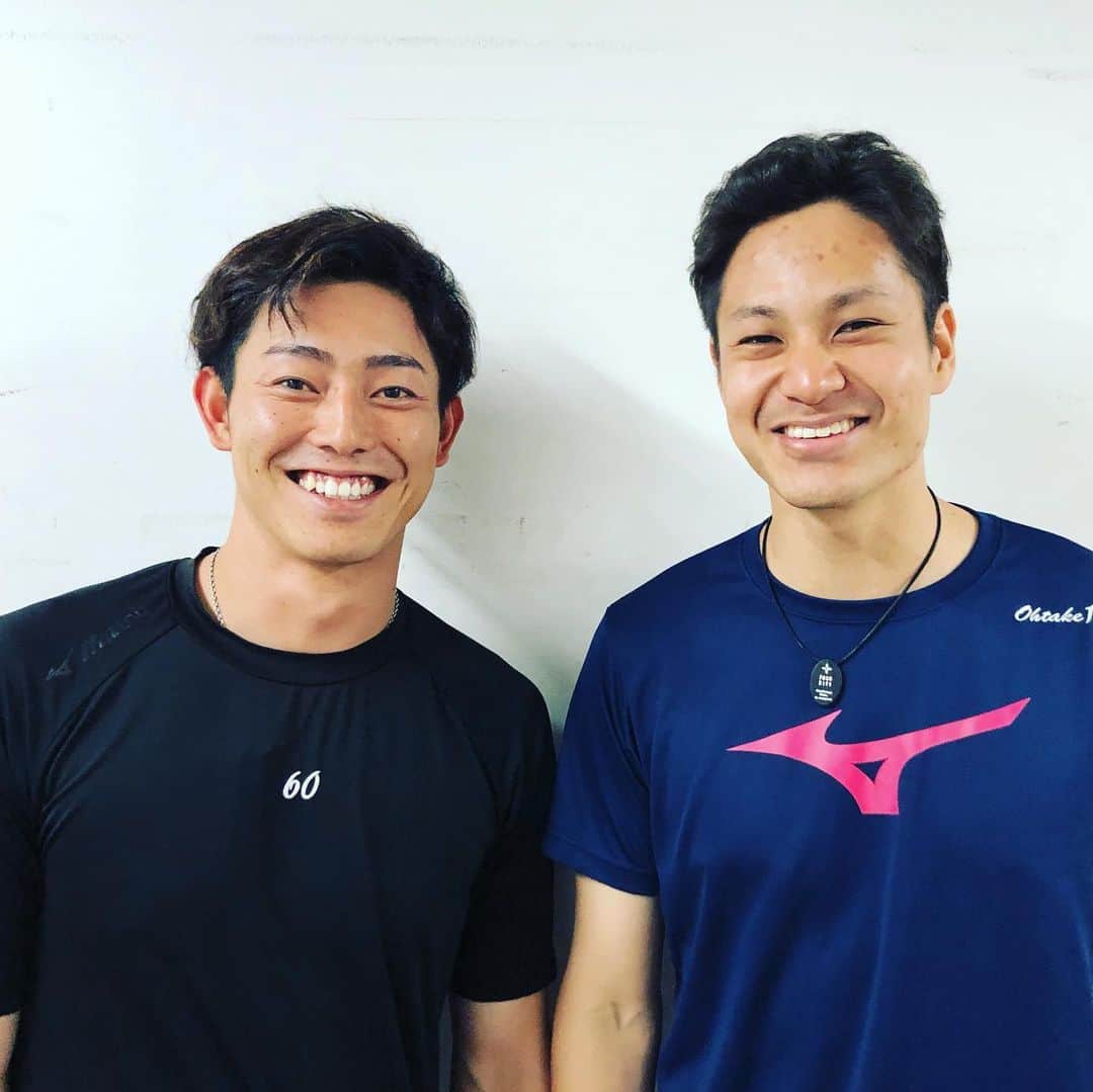 福岡ソフトバンクホークスさんのインスタグラム写真 - (福岡ソフトバンクホークスInstagram)「#今日のヒーロー #2019年5月29日 #vsオリックスバファローズ #kansaiclassic2019 #モバイル公式サイトヒーローコメント #softbankhawks #ホークス #奪sh #釜元豪 #大竹耕太郎 #いい笑顔」5月29日 22時08分 - softbankhawks_official