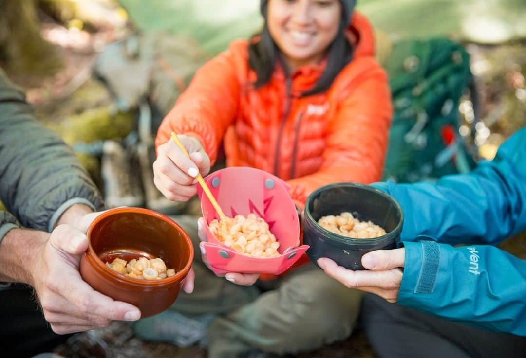 REIさんのインスタグラム写真 - (REIInstagram)「What is your unexpected, favorite piece of gear and why?  Big-ticket gear like tents usually get all the attention. But we want to give some love to the little guys, like our favorite spoon that's seen thousands of trail miles (and even more calories).」5月29日 22時01分 - rei