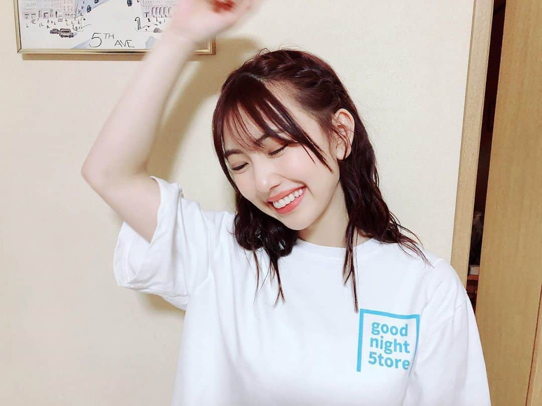 熊崎晴香さんのインスタグラム写真 - (熊崎晴香Instagram)「ツアーありがとうございました😊😊😊 #live #thankyou #happy」5月29日 22時41分 - kumakuma9810