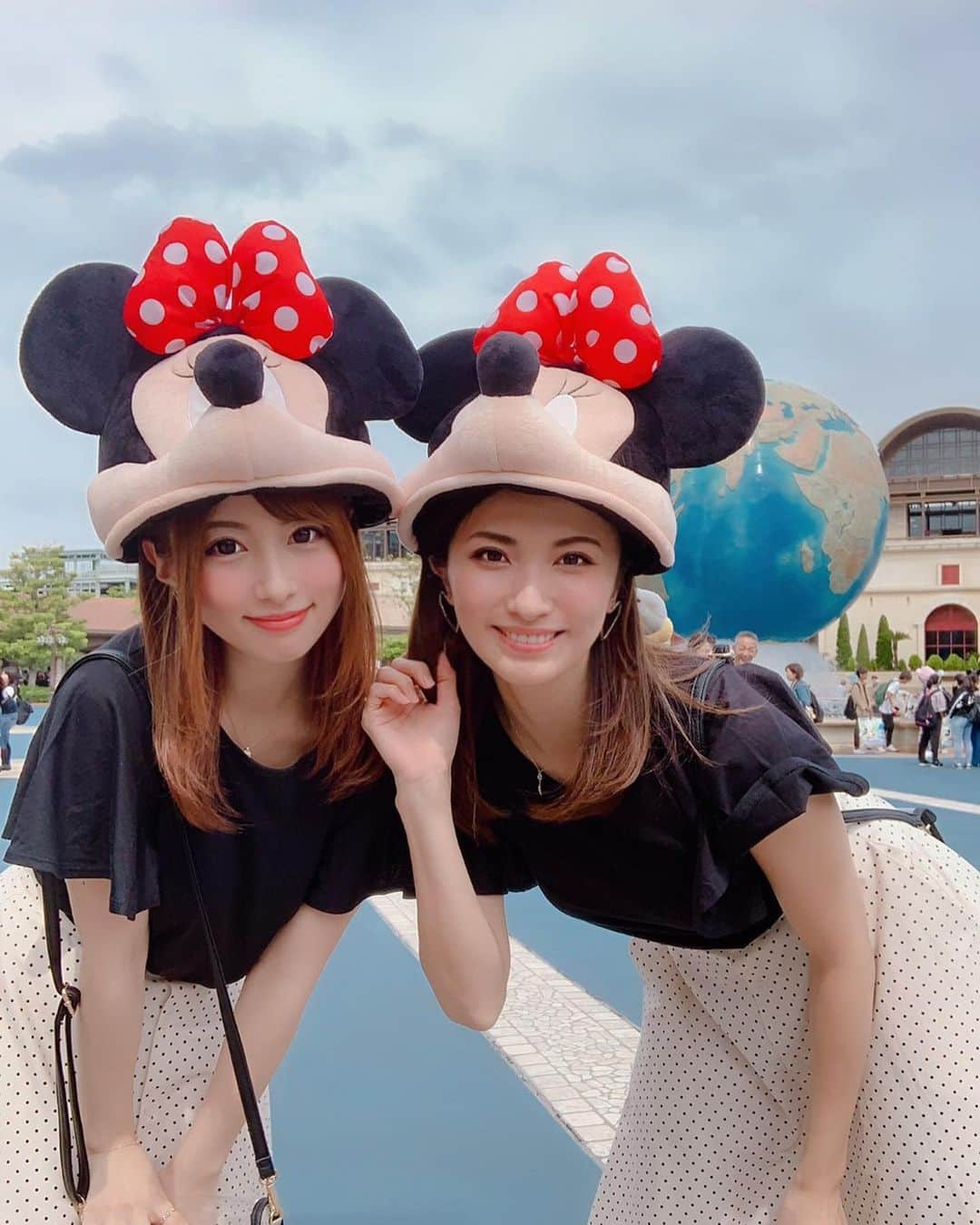 成瀬心美さんのインスタグラム写真 - (成瀬心美Instagram)「❤️ . . 今日は2人で Tokyo DisneySeaへ☺️ . . 私が絶叫乗れないものだから たーーーくさん 写真撮ったんだあ！！ . いっぱい載せてくから 是非見てね😘 . . #disneysea #tokyo #twins #love #ミニー #codenate #disneycode」5月29日 22時56分 - coco3ndazo