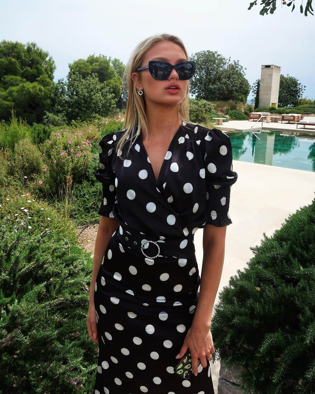 ロミー・ストリドさんのインスタグラム写真 - (ロミー・ストリドInstagram)「There is never a wrong time for a polka dot. 🖤」5月29日 23時33分 - romeestrijd