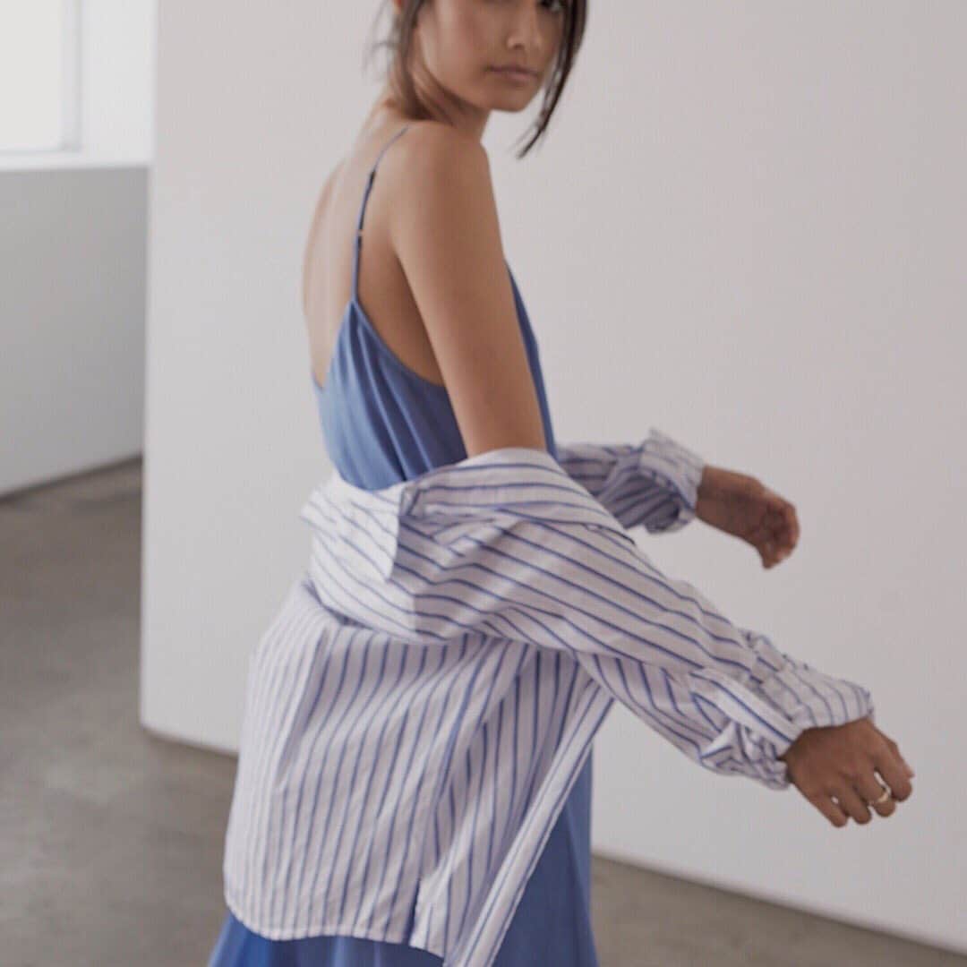 のインスタグラム：「The Right Stripe // Our Vada Shirt pairs perfectly as a light layer over your favorite summer dress or on its own for days at the office.」