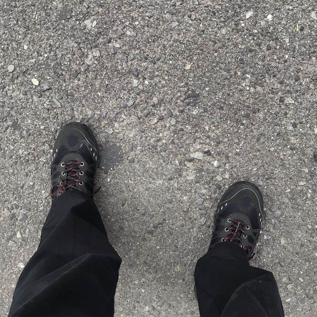 田口隼人のインスタグラム：「夏仕様で赤紐 #russianmilitarytrainer  #reproductionoffound」