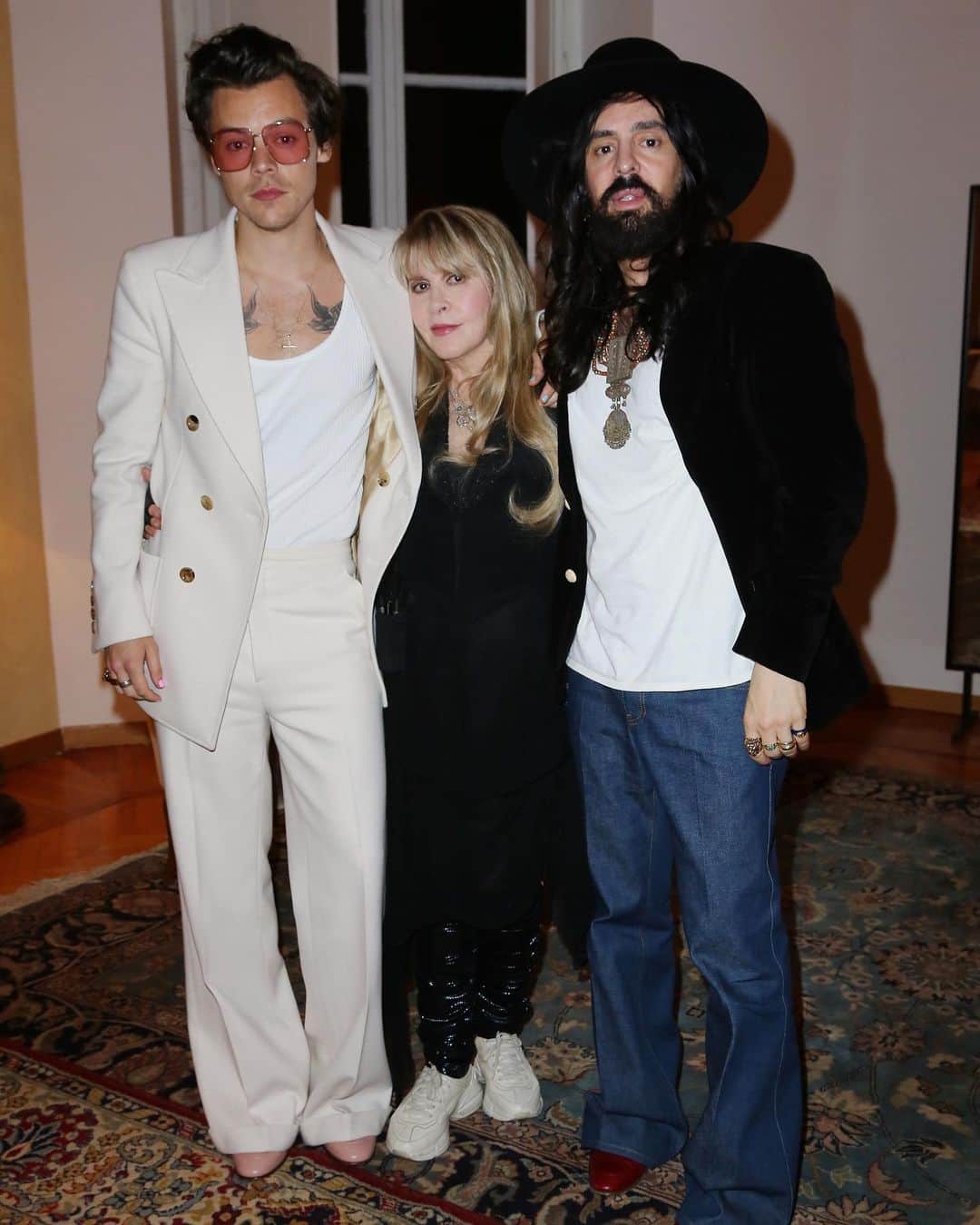 Just Jaredさんのインスタグラム写真 - (Just JaredInstagram)「@harrystyles poses for a photo with @stevienicks and Gucci’s @Alessandro_michele at the brand’s Cruise 2020 After Party! Stevie and Harry performed together that evening.  #HarryStyles #StevieNicks Photos: Getty」5月30日 0時44分 - justjared