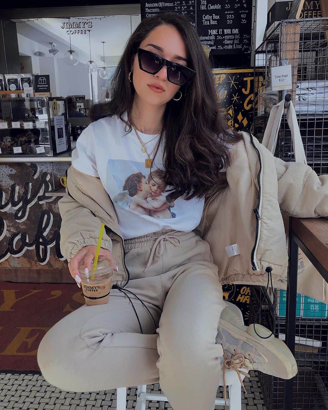 Angel™さんのインスタグラム写真 - (Angel™Instagram)「Which outfit would you add to your shopping list today? credit @nataliealysa 🛍 Where to Buy Outfit 1 & 2? 👉🏻 link in my bio or dress-as.com 👈🏻 (brands are tagged) . #americanstyle #ootd #style #fashion #shopping ❤️」5月30日 1時04分 - americanstyle