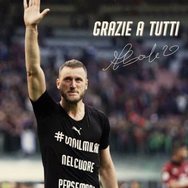 イニャツィオ・アバーテのインスタグラム：「Se ripenso a quando per la prima volta ho indossato questi “colori” ancora mi emoziono...Ero un ragazzino allora ed è grazie a questa società che sono diventato “Uomo”. Il Milan non è solo una Squadra, il Milan è uno “stile di vita” e lo percepisci solo quando lo vivi sulla tua pelle...classe, storia, tradizione, eleganza.  Nel Milan c’erano i campioni su cui fantasticavo da bambino, c’erano le coppe che brillavano dentro la storia del calcio, c’era un mondo che guardavo da fuori ed in cui sognavo di stare!  La vita mi ha regalato ben 10 indimenticabili anni in rossonero. Oggi mi guardo indietro e non posso che ritenermi fortunato ad essere cresciuto con dei campioni veri da cui ho imparato la disciplina, la tenacia, la responsabilità di indossare una maglia così prestigiosa.  Tutti sanno che il mio sogno sarebbe stato chiudere la mia carriera al Milan, ma i sogni a volte si realizzano e a volte rimangono chiusi a chiave nel proprio cuore.  Grazie all’AC Milan, a tutti i dipendenti conosciuti negli anni, persone fantastiche sempre al servizio della squadra e della società. Grazie a tutti gli allenatori che ho avuto perché da ognuno di loro ho appreso insegnamenti e fatto tesoro dei loro consigli.  Grazie soprattutto ai miei compagni ed ex compagni, molti di loro li chiamo “amici” e sono lusingato di poterlo fare.  Due pensieri speciali vanno ad Adriano Galliani, che ha sempre creduto in me e mi ha sempre accompagnato anche nei momenti più difficili e a lui, Rino Gattuso, che rappresenta, come ho sempre detto fin da ragazzo, l’esempio da seguire per chi vuole intraprendere la nostra professione.  Ma il ringraziamento più grande va a VOI...i miei tifosi! Voi che mi avete sostenuto, a volte criticato, ma sopratutto voluto bene ed apprezzato come uomo prima che come atleta. Vedervi li, in quasi 70mila, in piedi ad applaudirmi e a gridare il mio nome mi ha dato emozioni che resteranno indelebili nel mio cuore!  Vedere quello striscione in Curva Sud e l’essere considerato uno di VOI è un privilegio che mi riempie d’orgoglio!  Con il Milan nel cuore...da sempre, sempre e per sempre!!! Grazie Ignazio @acmilan」