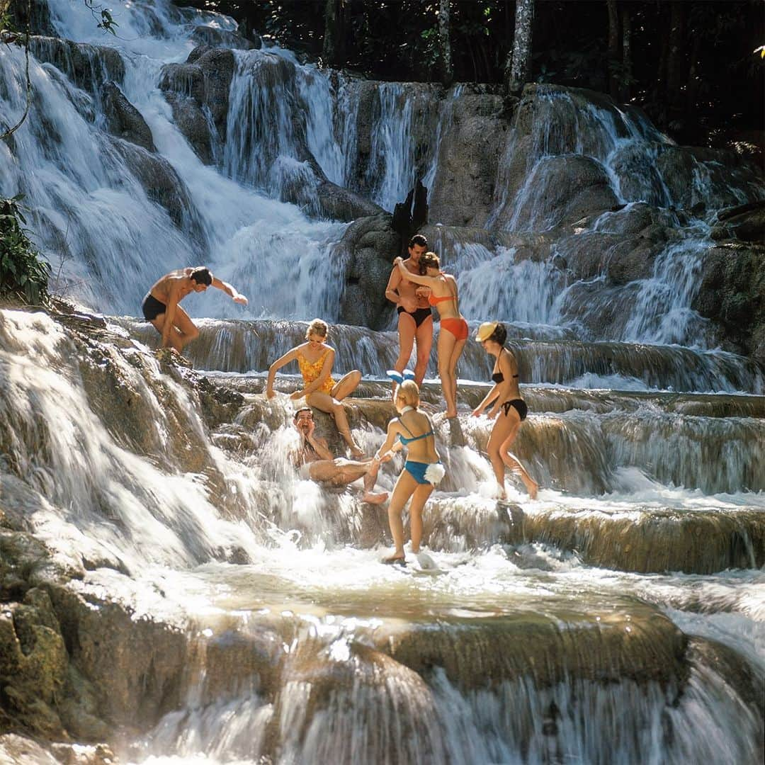 プレイボーイさんのインスタグラム写真 - (プレイボーイInstagram)「In 1965, Playboy launched their first international Club-Hotel in a lush Caribbean rain forest of Jamaica. During the opening weekend, guests included Jamaican prime minister Alexander Bustamante and official representatives of Queen Elizabeth II. Due to an increasingly unstable political situation in the mid-70s, the Hotel closed in 1977 #playboyheritage」5月30日 7時01分 - playboy