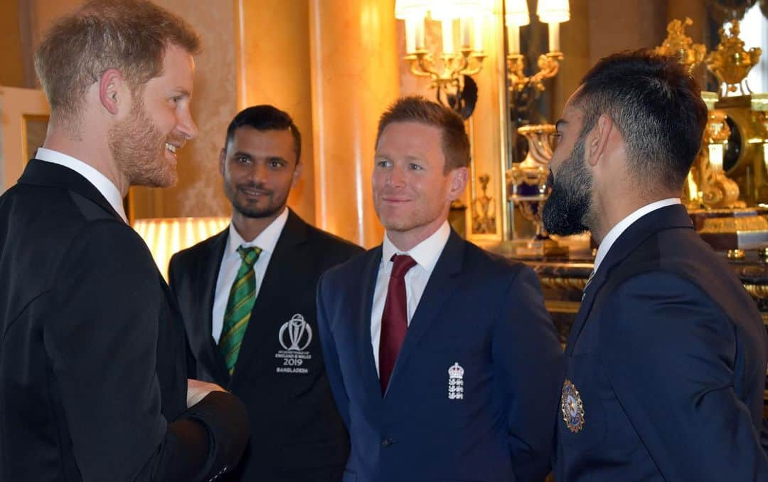 ロイヤル・ファミリーさんのインスタグラム写真 - (ロイヤル・ファミリーInstagram)「The Queen and The Duke of Sussex met Cricket World Cup team captains at Buckingham Palace ahead of the start of the tournament on Thursday.  The tournament will feature the world’s top ten teams, nine of whom are from the Commonwealth. The participating nations include Afghanistan, Australia, Bangladesh, England, India, New Zealand, Pakistan, South Africa, Sri Lanka and the West Indies.  Captains met Her Majesty and His Royal Highness before joining a Garden Party at Buckingham Palace.」5月30日 1時38分 - theroyalfamily