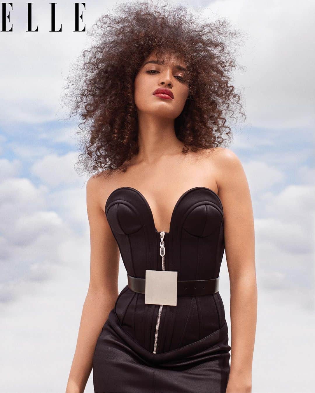 ELLE Magazineさんのインスタグラム写真 - (ELLE MagazineInstagram)「Head in the clouds with June cover star @indyamoore ☁️⁣⁣ ⁣⁣ ELLE June 2019:⁣⁣⁣ Editor-in-chief: @ninagarcia⁣⁣⁣ Cover star: @indyamoore⁣⁣⁣ Photographer: @zoeygrossman⁣⁣⁣ Stylist: @charlesvarenne⁣⁣⁣ Wearing: @louisvuitton  Hair: @hoshounkpatin, @prose⁣⁣⁣ Makeup: @makeupvincent⁣⁣⁣ Nails: @marisacarmichael, @essie⁣⁣⁣ Produced by: Michelle Hynek at Crawford & Co Productions.」5月30日 1時32分 - elleusa