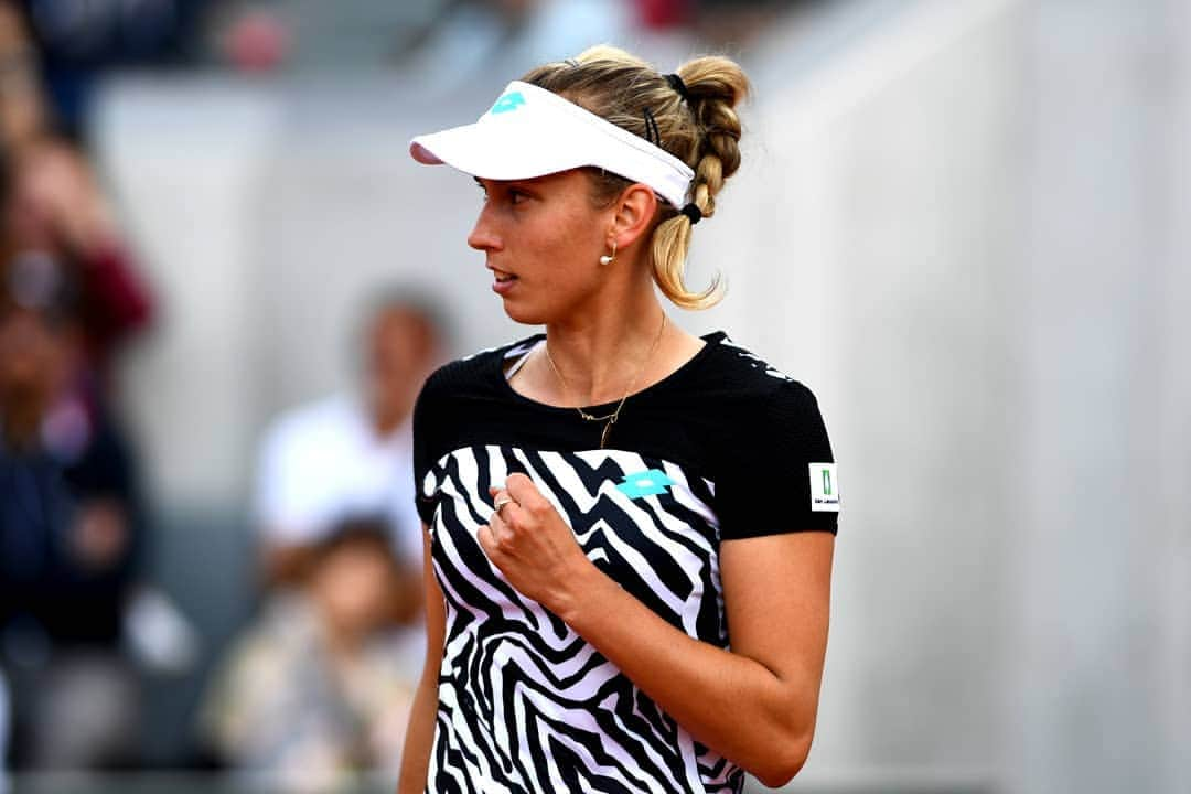 エリーゼ・メルテンスさんのインスタグラム写真 - (エリーゼ・メルテンスInstagram)「👊 3eme tour @rolandgarros 💕 Merci pour votre soutien d'aujourd'hui 🙌  #rolandgarros #rg19 #tennis #lottosport #outfit」5月30日 1時37分 - mertenselise