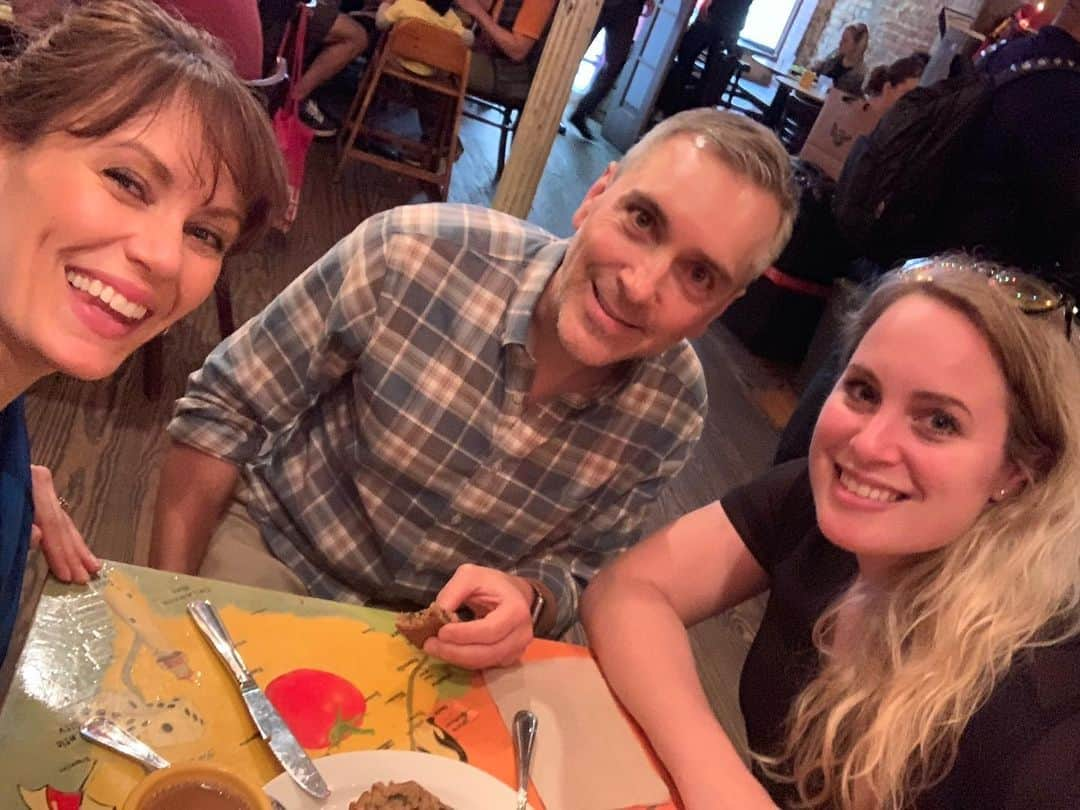 エミリー・スワローさんのインスタグラム写真 - (エミリー・スワローInstagram)「Business brunch mixed with a whole lotta pleasure with @scolo222 and @jordie_starbaby...celebrating some good news about @adoptableseries...stay tuned til tomorrow!  #webseries #zucchinibread #brunchlunchyum #workingwithfriends #coffeetalk」5月30日 1時58分 - bigeswallz