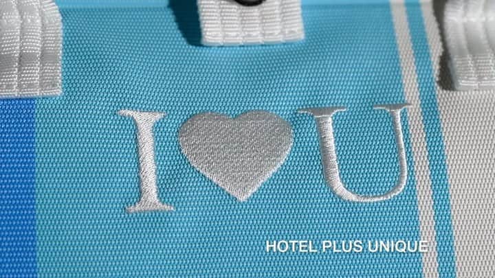のインスタグラム：「RENDI UNICA LA TUA HOTEL PLUS. Acquista una Hotel Plus nel colore che preferisci e inserisci nelle note dell’ordine le tue iniziali (massimo 3). Noi le ricameremo per personalizzare la tua borsa e renderla unica. - LA PROMOZIONE È VALIDA FINO A DOMENICA 2 GIUGNO. - #brandinatheoriginal #brandina #limitededition #colors #stripes  #fashiongirl #shoppingonline #spring2019 #bagoftheday #shoppingtime #shoppingbag #murano #fashionblogger #fashionitaly #color #bag #bags #photooftheday」