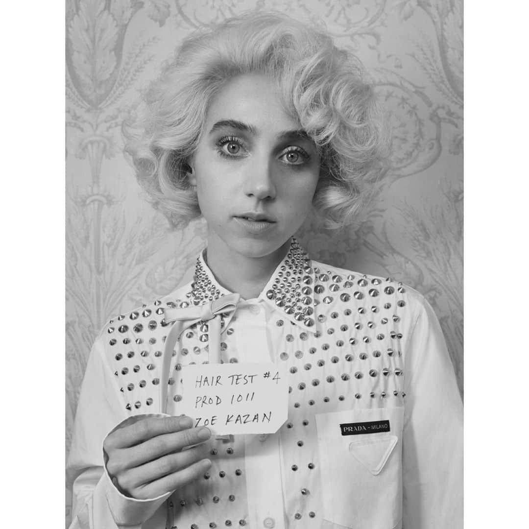 Luke Chamberlainのインスタグラム：「@thevioletbook ✖️ @prada story with @zoe.kazan #photography @emmasummerton #fashion @leithclark #makeup @romyglow #nails @erihandanail #hair #wigs #lukechamberlain」