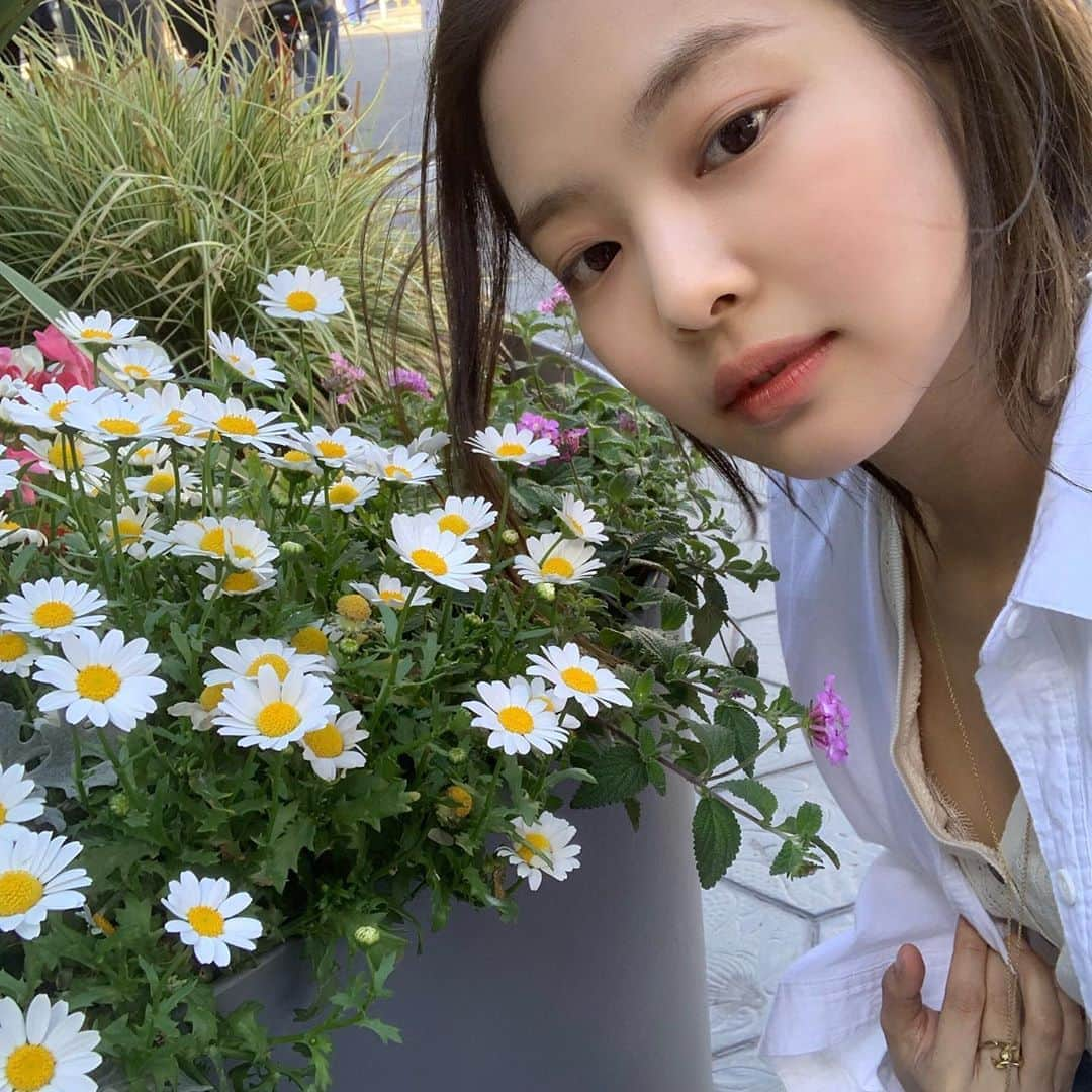 ジェニーさんのインスタグラム写真 - (ジェニーInstagram)「이쁘다」5月30日 3時10分 - jennierubyjane