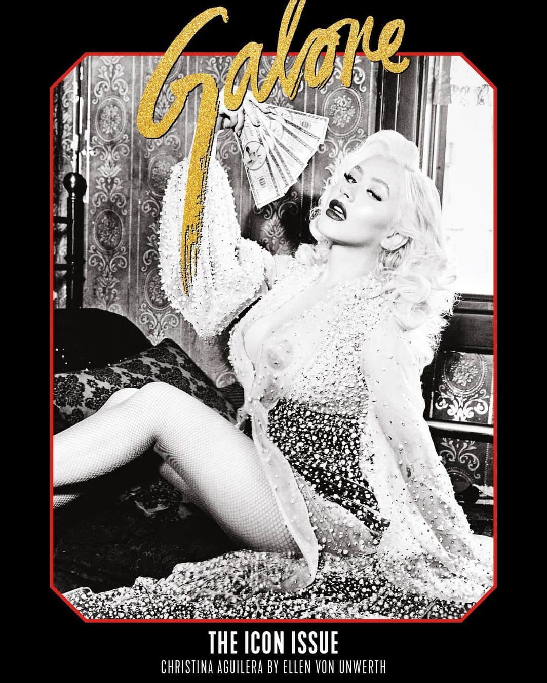 Just Jaredさんのインスタグラム写真 - (Just JaredInstagram)「@xtina is looking so amazing for @galore! Swipe up on our Instagram Story to see all the hot photos from this great shoot.  #ChristinaAguilera Photos: @ellenvonunwerth」5月30日 4時03分 - justjared