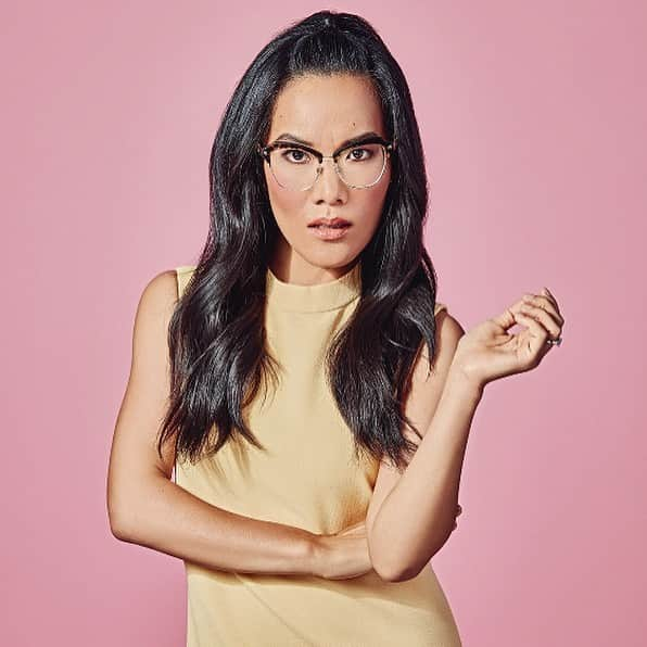 ガブリエル・ユニオンさんのインスタグラム写真 - (ガブリエル・ユニオンInstagram)「Today’s #WCW is the hysterical and brilliant, @aliwong. I'm a massive fan of her comedy specials and I know I’m going to love the new movie she stars in, Always Be My Maybe, out this Friday! This woman is a multi talented actress, comedian, writer and mother.  And - she has a book coming out, so mark those calendars for October 15th! She’s honest and raw and funny about so many topics including motherhood.  I have never met her, but in my mind, I feel like we are bffs and could enjoy Grease 2 together. She is my girl for all seasons. Let us lift her up in the light of goodness and hold her there!」5月30日 4時09分 - gabunion