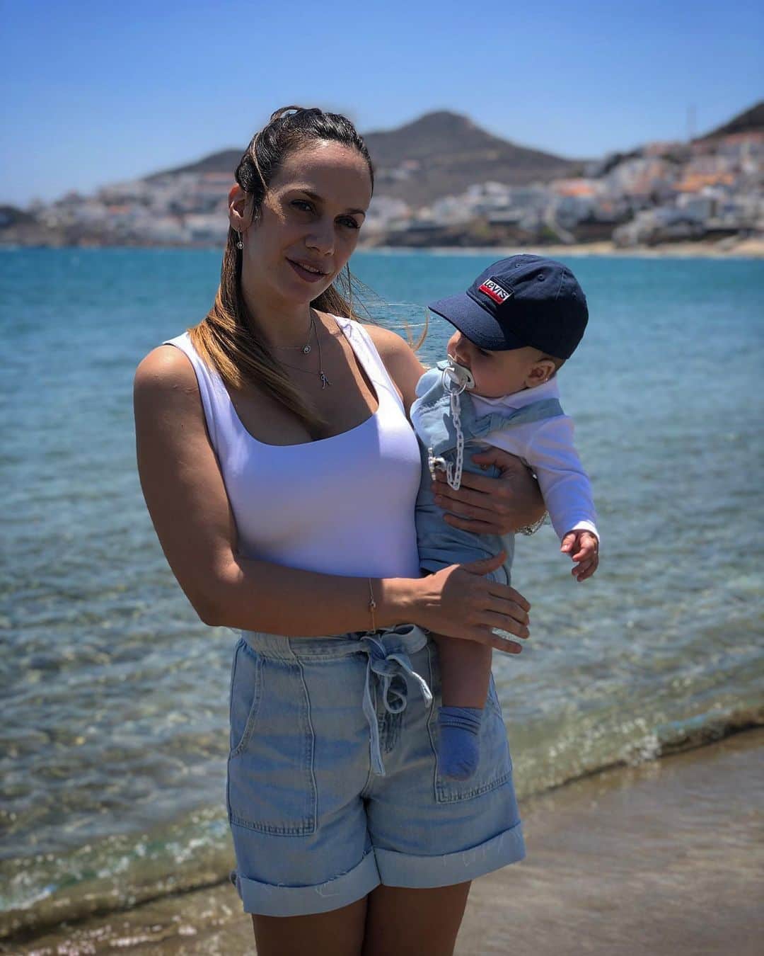 ヘスス・フェルナンデス・サエスのインスタグラム：「👶🏻 ❤️」