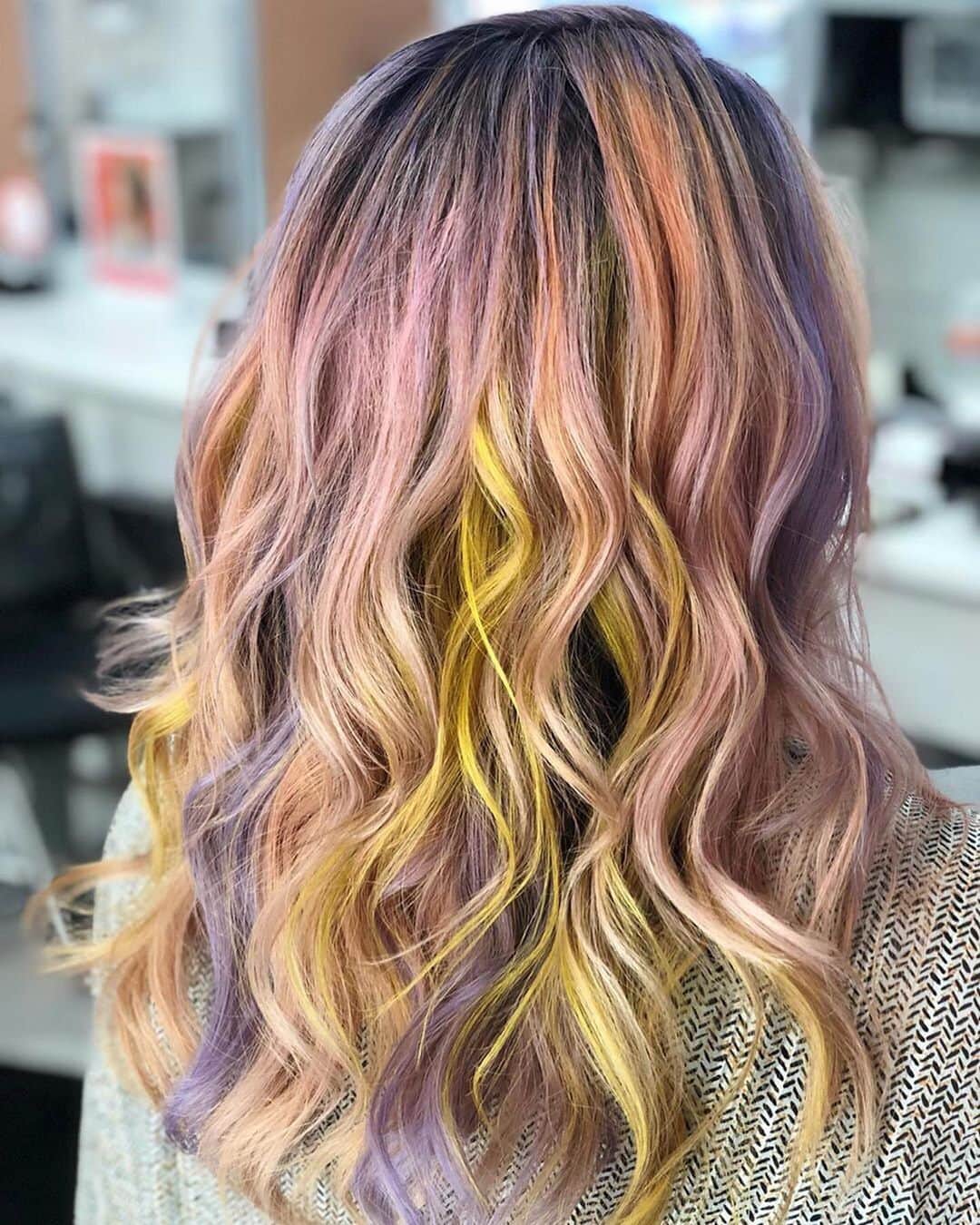 ULTA Beautyさんのインスタグラム写真 - (ULTA BeautyInstagram)「NGL we're ready to sprint to the salon after seeing these colors! 😍What color would you do for summer? #ultabeauty」5月30日 5時02分 - ultabeauty
